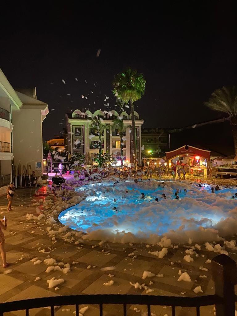 Club Anastasia - Family Hotel Мармарис Екстер'єр фото